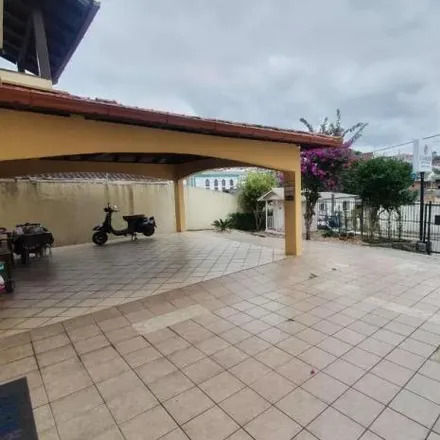 Rent this 3 bed house on Rua Joao Ambrosio Da Silva 230 in Barreiros, São José - SC