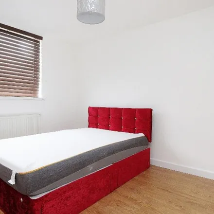 Image 7 - 273 Boundary Road, London, E17 8NE, United Kingdom - House for rent