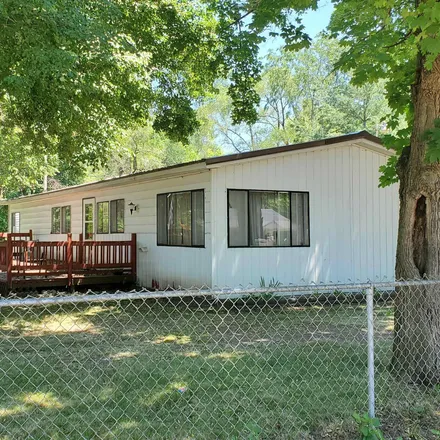 Buy this 3 bed house on 1961 Porter Avenue in Beloit, WI 53511