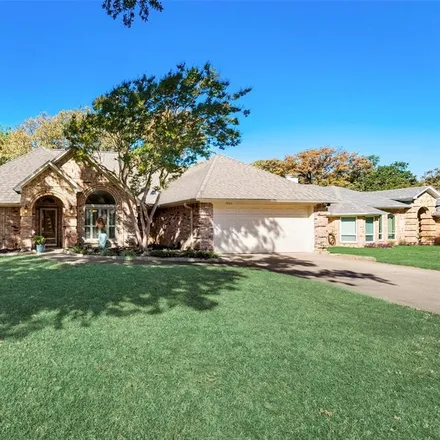 Image 2 - 7905 Hunter Lane, North Richland Hills, TX 76182, USA - House for sale