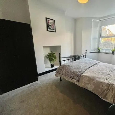 Rent this 3 bed house on 25 Queen Street in Bristol, BS5 6QA