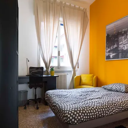 Image 2 - Viale Coni Zugna, 27, 20144 Milan MI, Italy - Room for rent
