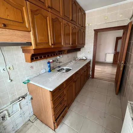 Rent this 4 bed apartment on İstanbul Türk Protestan Kilisesi in Çeşme Sokağı, 34840 Maltepe