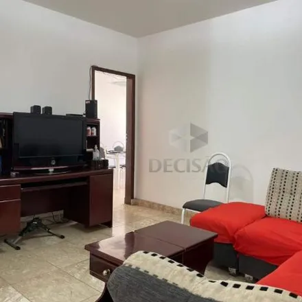 Buy this 3 bed apartment on Rua Bicalho Tostes in Cruzeiro, Belo Horizonte - MG