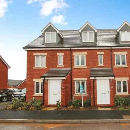 Rent this 3 bed townhouse on unnamed road in Dawlish Warren, EX7 0HY