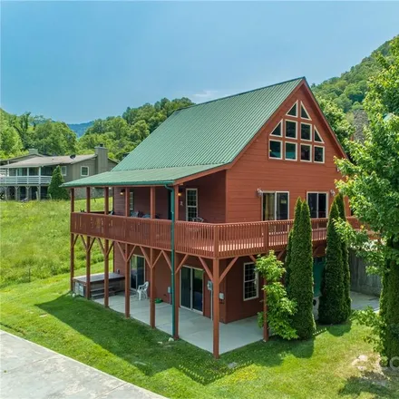 Buy this 4 bed house on 349 Panoramic Loop in Maggie Valley, Haywood County