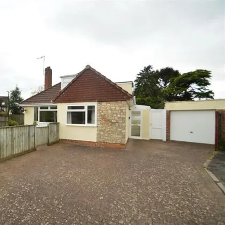 Rent this 3 bed house on 91 Sandyleaze in Bristol, BS9 3PZ