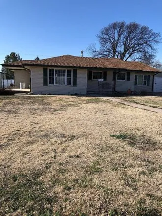 Buy this 3 bed house on 112 East Park Street in Norton, KS 67654