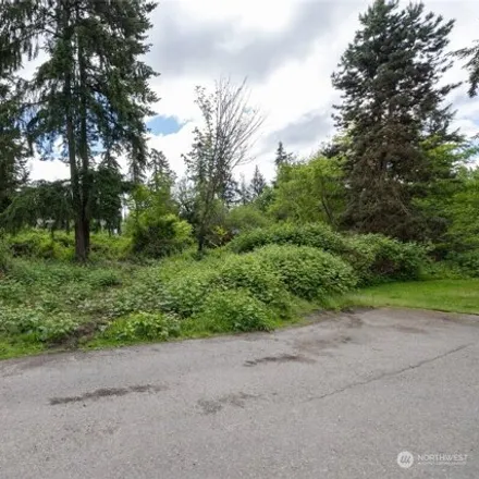 Buy this studio house on 27722 48th Avenue South in Auburn, WA 98001