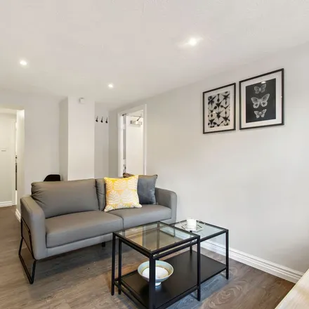 Rent this 1 bed apartment on 221 Brudenell Avenue in Leeds, LS6 1HU