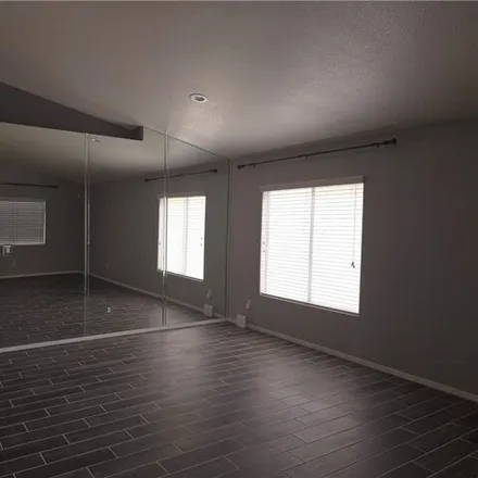 Image 1 - 5121 Backwoodsman Ave, Las Vegas, Nevada, 89130 - House for rent