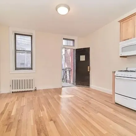 Image 3 - 153 East 88th Street, New York, NY 10128, USA - Apartment for rent