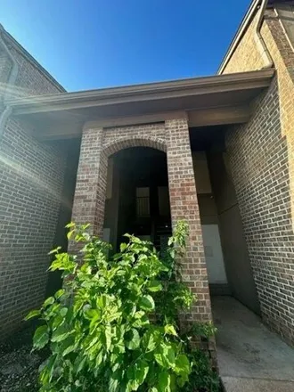 Rent this 2 bed condo on 5473 Laguna Drive in Abilene, TX 79605
