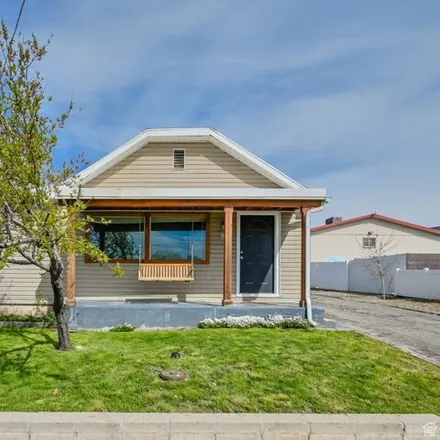 Buy this 3 bed house on 762 400 East in North Salt Lake, UT 84054