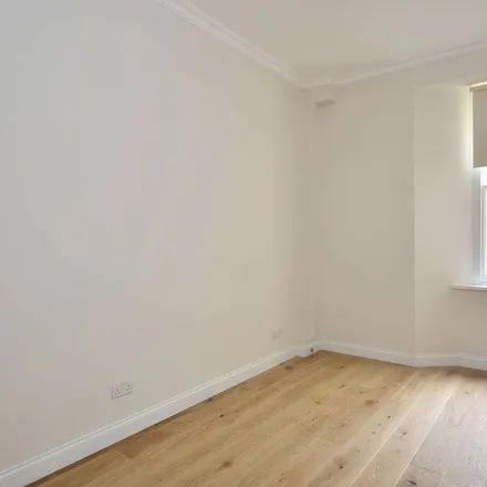 Rent this 2 bed apartment on The Kensington Hotel in 109-113 Queen's Gate, London