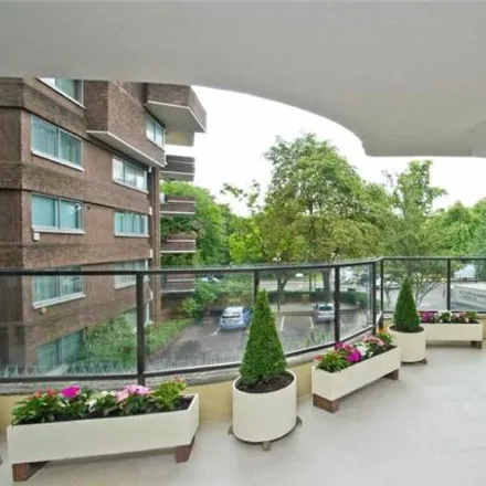 Image 1 - Two Avenue Road, 2 Avenue Road, Primrose Hill, London, NW8 7RB, United Kingdom - Room for rent