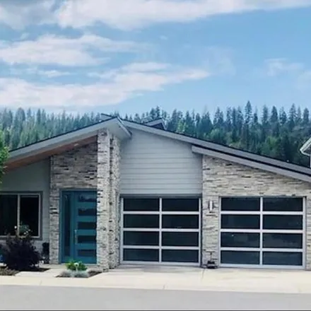 Buy this 2 bed house on 2132 West Estancia Drive in Coeur d'Alene, ID 83814