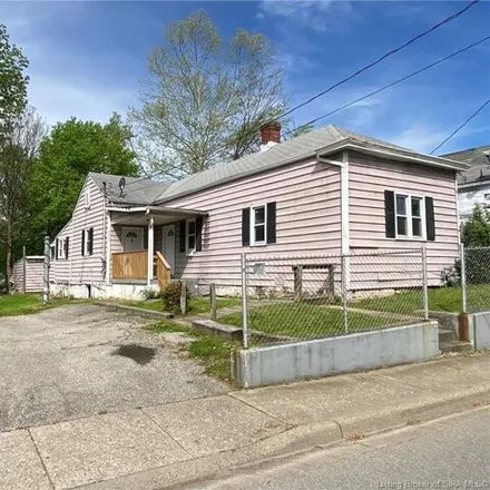 Buy this 3 bed house on Children's Academy Early Learning Center in 1111 Pearl Street, New Albany