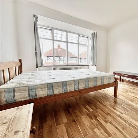 Rent this studio house on Taunton Avenue in London, TW3 4AG