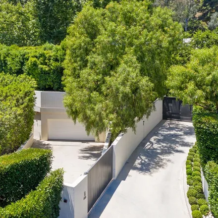 Image 2 - 1192 Cabrillo Drive, Beverly Hills, CA 90210, USA - House for sale