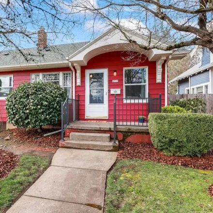 Buy this 3 bed house on 4529 Southeast 52nd Avenue in Portland, OR 97206