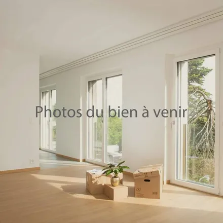 Rent this 3 bed apartment on Route de Saint-Cergue 94 in 1260 Nyon, Switzerland