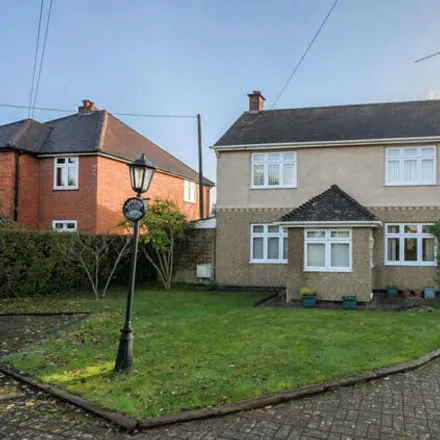 Buy this 3 bed house on Ball & Wicket in Farnham Road, Rowledge