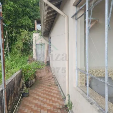 Buy this 2 bed house on Rua Giovanni Del Santo in Núcleo Colonial, Ribeirão Pires - SP