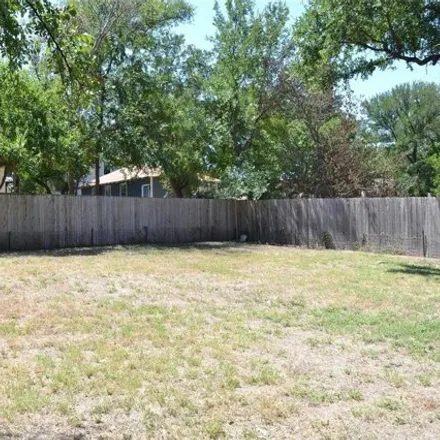 Image 3 - 2925 East 13th Street, Austin, TX 78702, USA - House for sale