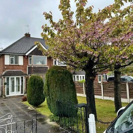 Rent this 3 bed duplex on Chester Road in Smith's Wood, B36 0JU