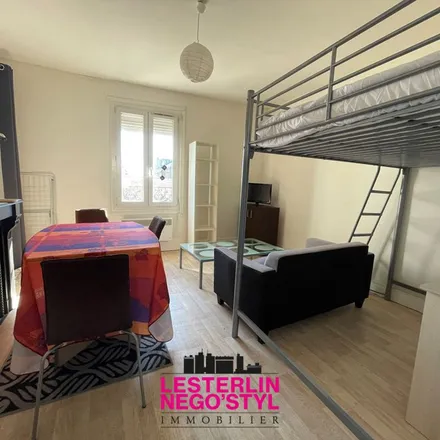 Rent this 1 bed apartment on 35 Place de l'Hôtel de Ville in 76600 Le Havre, France