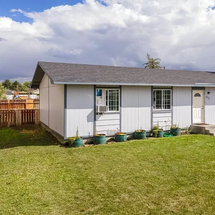 Buy this 3 bed house on 570 Lilac Street in Blackfoot, ID 83221