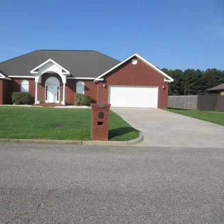Buy this 5 bed house on Kilgore's Roundabout Plantation Golf Course in Cannondale Circle, Dothan