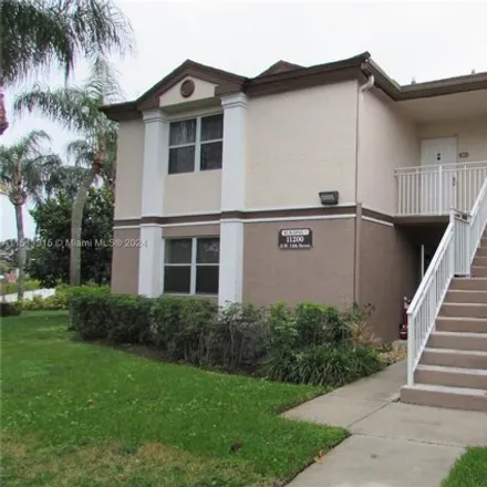 Buy this 1 bed condo on 11364 Southwest 13th Street in Pembroke Pines, FL 33025