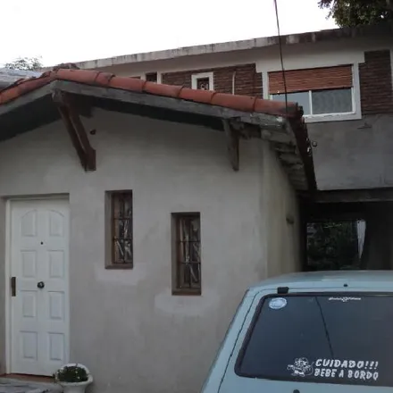 Buy this 4 bed house on Triunvirato y Almafuerte in Triunvirato, Partido de La Matanza