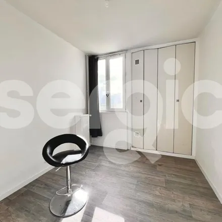 Image 6 - 27 Avenue Robert Schuman, 59370 Mons-en-Barœul, France - Apartment for rent