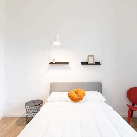 Rent this 3 bed room on Via Lorenteggio 70 in 20146 Milan MI, Italy