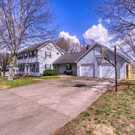 Image 1 - 1220 Tanglewood Drive, Mount Vernon, IN 47620, USA - House for sale