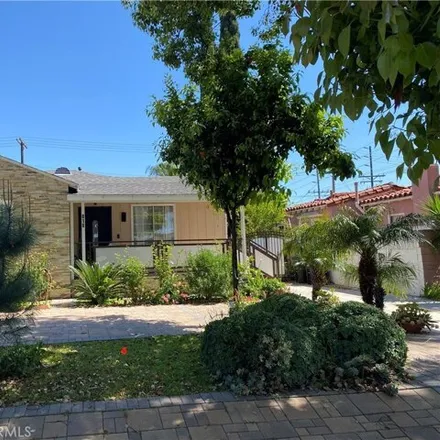 Rent this 4 bed house on 816 Norton Avenue in Glendale, CA 91202