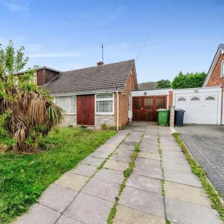 Buy this 2 bed house on Edinburgh Drive in Willenhall, WV12 4SE