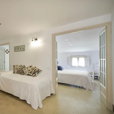 Rent this 5 bed house on 08330 Premià de Mar