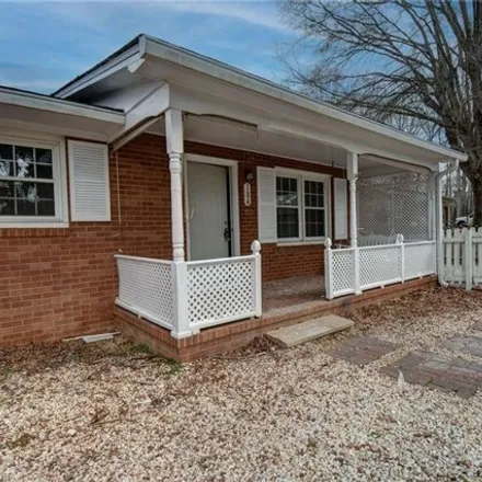 Image 2 - 184 Oliver Lane, Lakeview, Alamance County, NC 27217, USA - House for sale