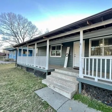 Image 2 - 404 South Oak Hill Street, Twin Springs, Siloam Springs, AR 72761, USA - House for rent