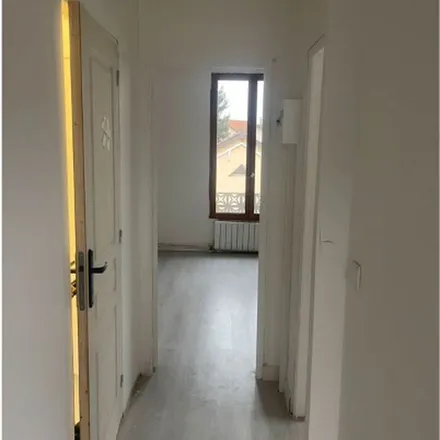 Image 3 - 6 Allée de la Rochefoucauld, 93390 Clichy-sous-Bois, France - Apartment for rent