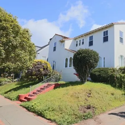 Image 1 - 75 Junipero Serra Boulevard, San Francisco, CA 94312, USA - House for rent