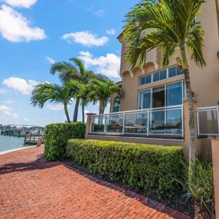 Image 5 - 525 Mandalay Ave Unit 36, Clearwater Beach, Florida, 33767 - House for sale