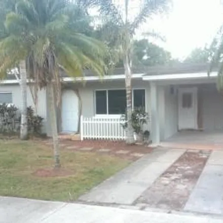 Buy this 3 bed house on 1626 Moreno Avenue in Fort Myers, FL 33901