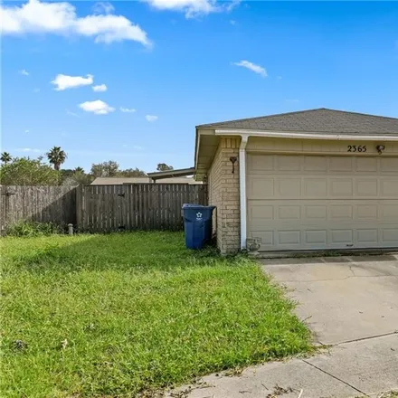 Image 3 - 2365 Palm Drive, Ingleside, TX 78362, USA - House for sale