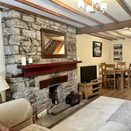 Image 2 - The Swan Inn, Llanbedr Road, Crickhowell, NP8 1BT, United Kingdom - Townhouse for sale