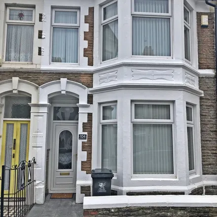 Rent this 5 bed apartment on Malefant Street in Cardiff, CF24 4NH